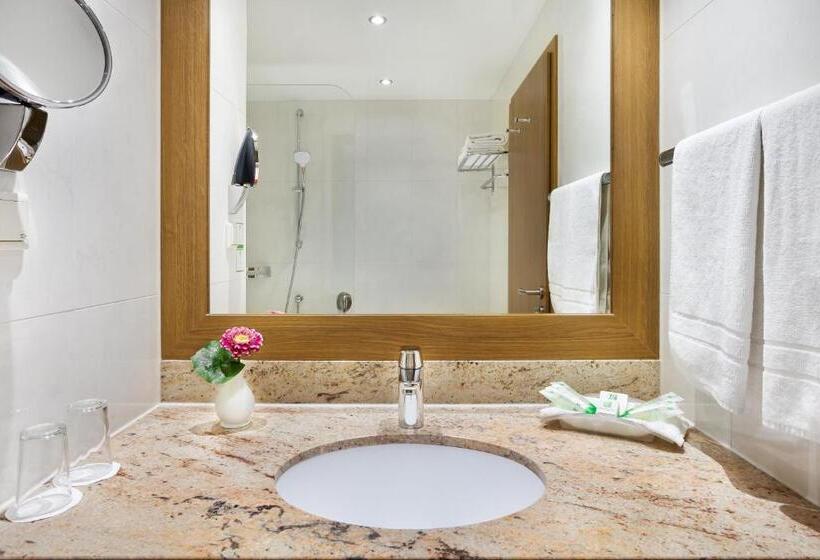 Quarto Superior, Holiday Inn Nürnberg City Centre, An Ihg