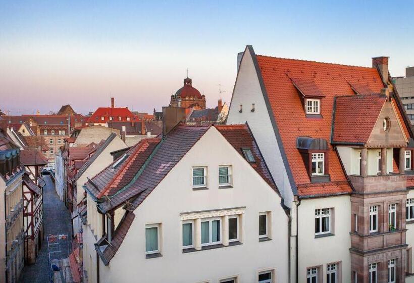 Номер Superior, Holiday Inn Nürnberg City Centre, An Ihg