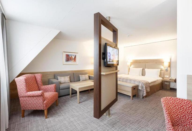 Апартаменты 1 Спальня, Holiday Inn Nürnberg City Centre, An Ihg