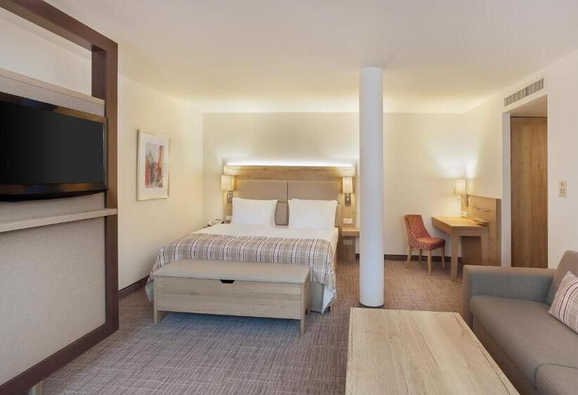 Апартаменты 1 Спальня, Holiday Inn Nürnberg City Centre, An Ihg