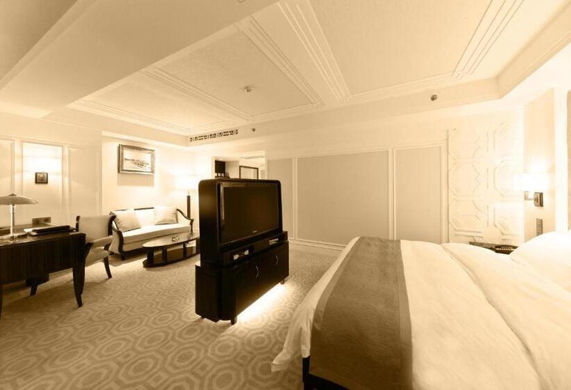 Büyük Çift Kişilik Yataklı Delüks Oda, Paramount Gallery