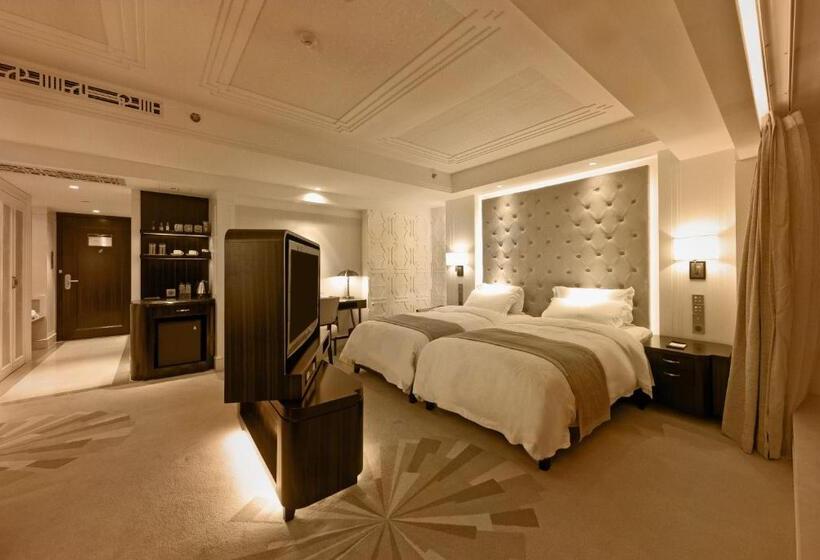 Büyük Çift Kişilik Yataklı Delüks Oda, Paramount Gallery