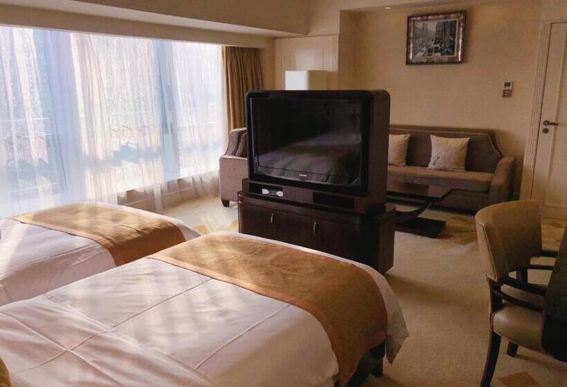 Büyük Çift Kişilik Yataklı Delüks Oda, Paramount Gallery