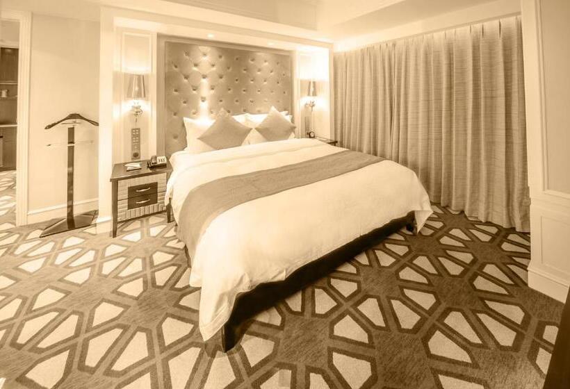 Lüks Süit, Paramount Gallery