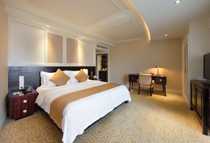 Business odası, Paramount Gallery