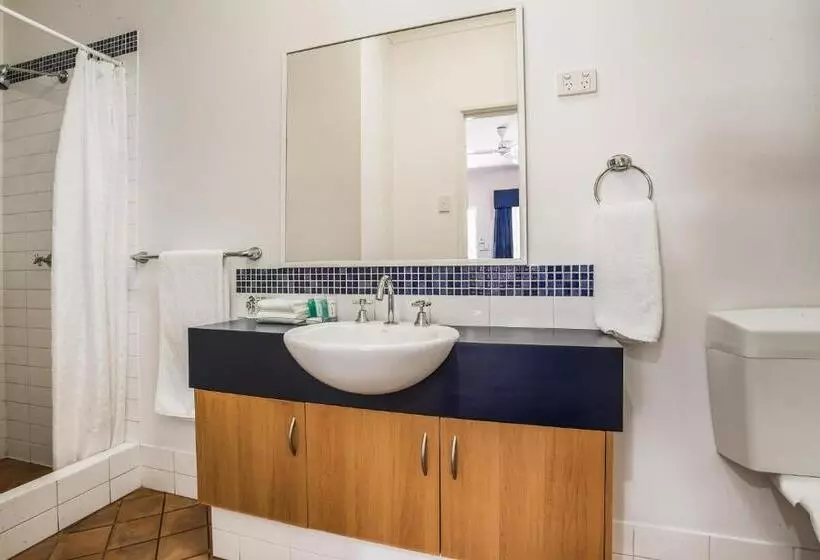 اتاق لوکس, Karratha Central Apartments