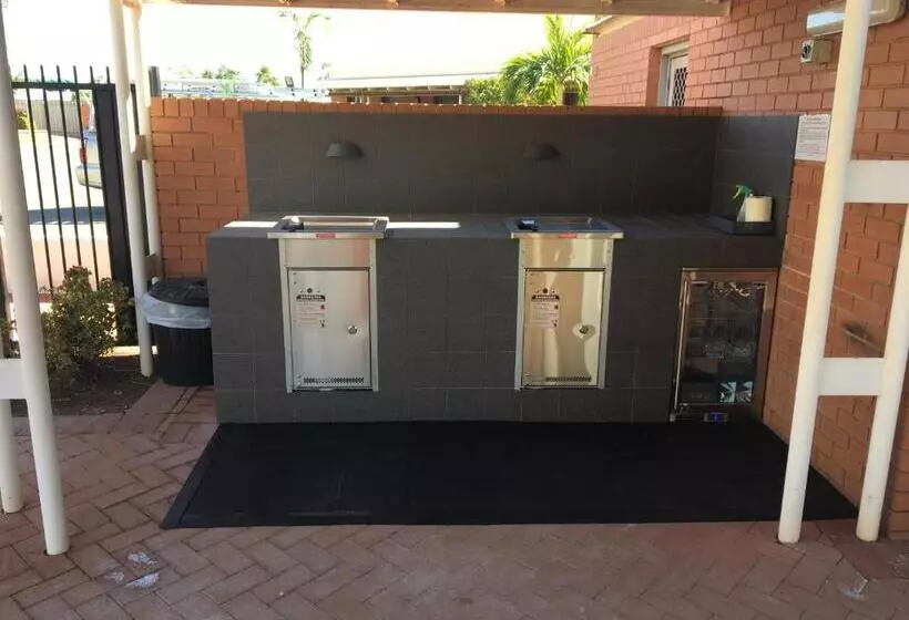 اتاق لوکس, Karratha Central Apartments