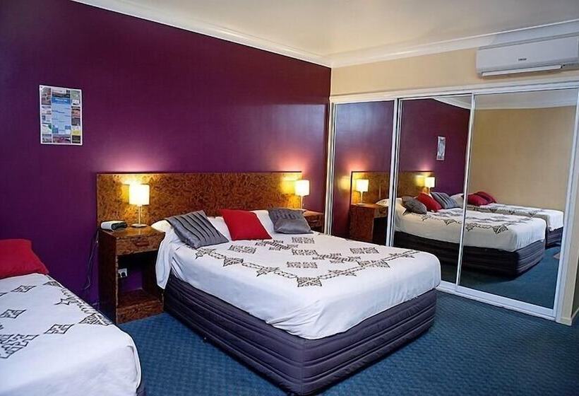 اتاق استاندارد, Townview Motel