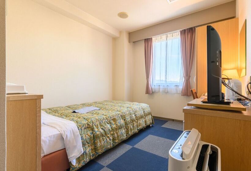 غرفة إقتصادية, Inuyama Miyako