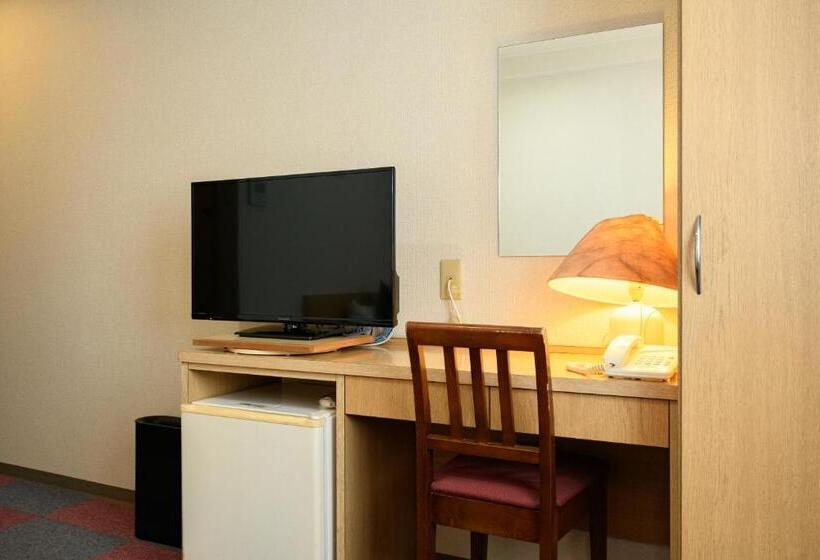 غرفة قياسية فردية, Inuyama Miyako