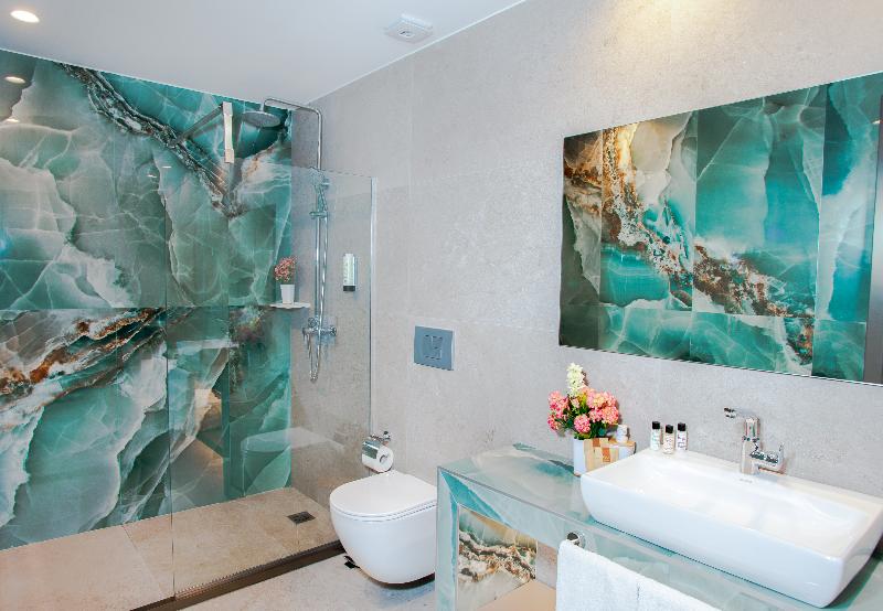 스위트, Acrotel Athena Pallas