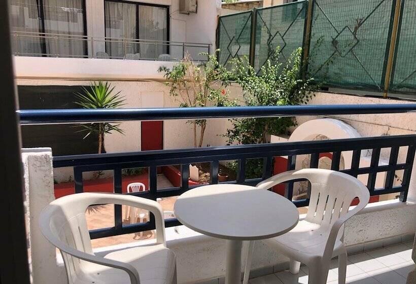 חדר אקונומי, Agrabella