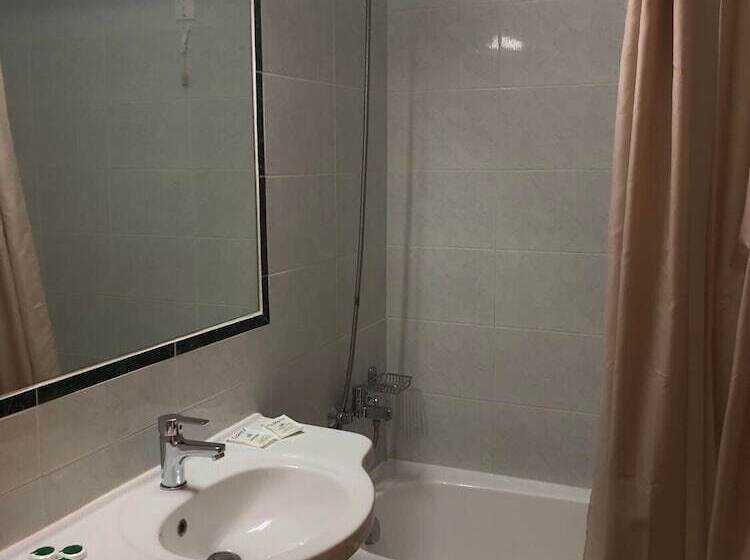 Quarto Familiar Superior, Agrabella