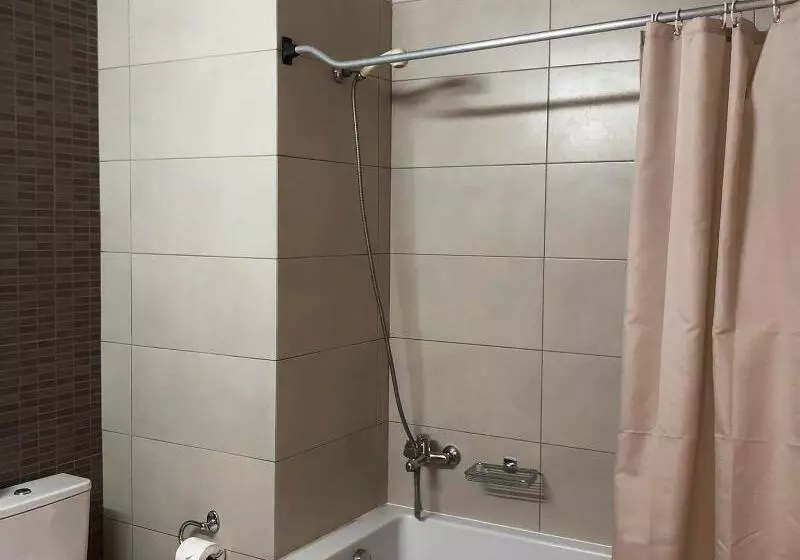 اتاق سوپریور سه تخته, Agrabella