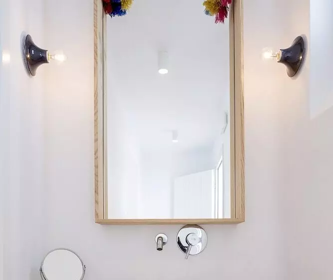 Deluxe Suite Sea View, Boheme Mykonos Town Small Luxury Hotels Of The World