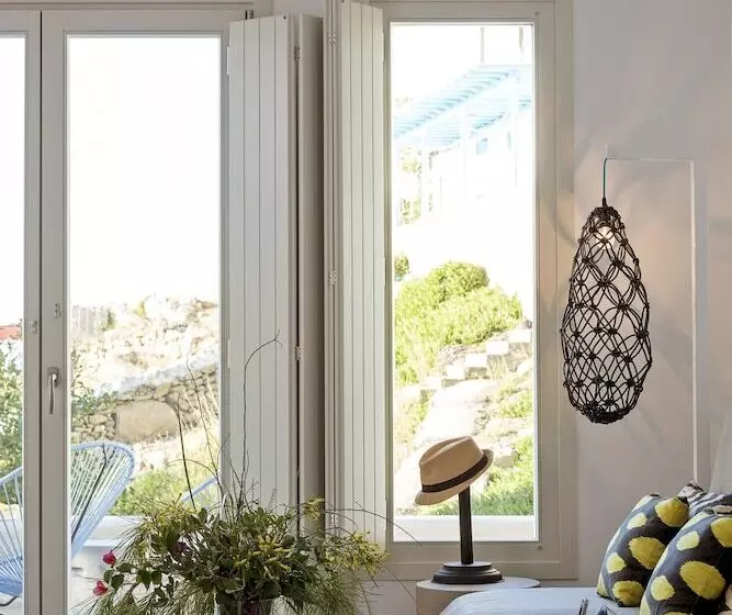 Deluxe Suite Sea View, Boheme Mykonos Town Small Luxury Hotels Of The World