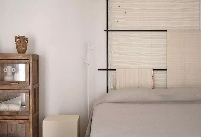 Deluxe Suite Sea View, Boheme Mykonos Town Small Luxury Hotels Of The World