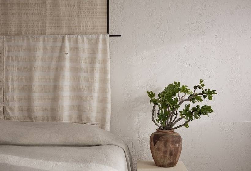 جناح سوبيريور مطل علي البحر, Boheme Mykonos Town   Small Luxury Hotels Of The World