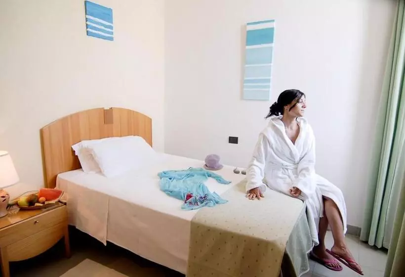 Standard Yhden Hengen Huone, Grand Hotel Mediterraneo