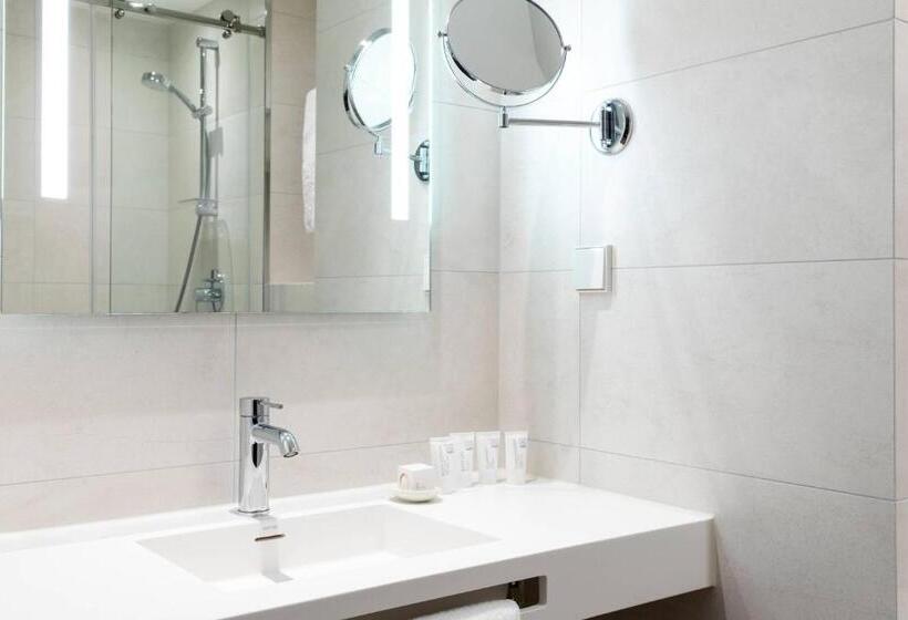 컴포트 룸, Ac Hotel By Marriott Riga