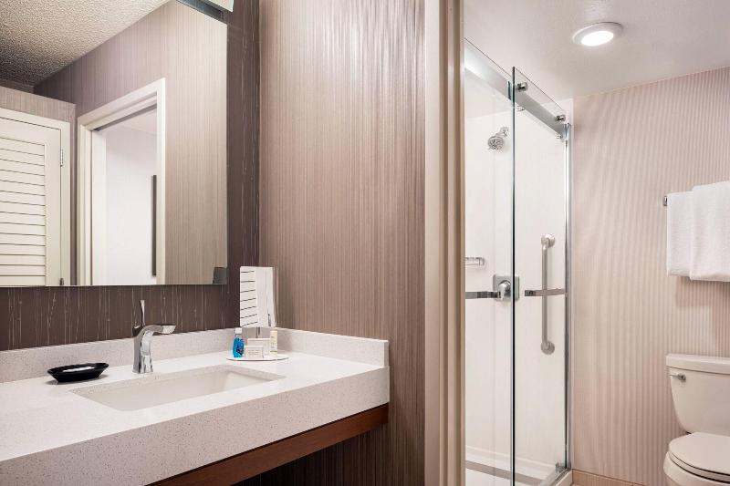 컴포트 룸, Ac Hotel By Marriott Riga