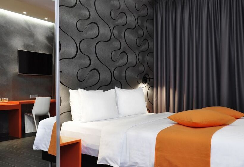 스탠다드 룸, Amazon