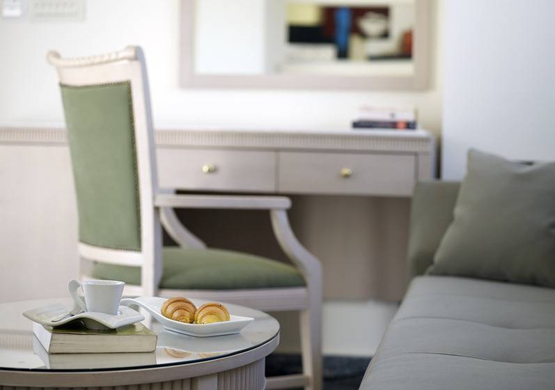 전망 스위트, Amazon