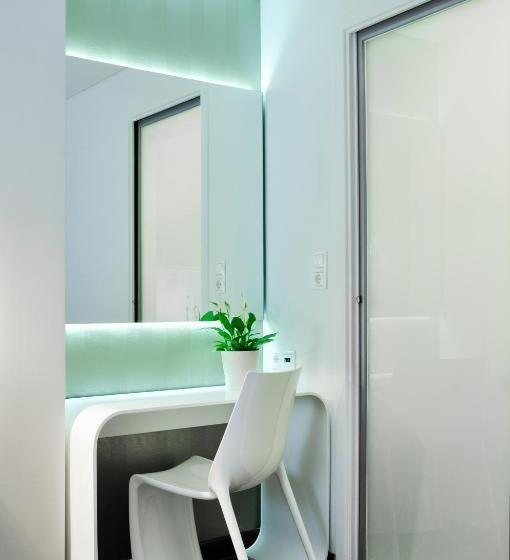 스탠다드 룸, Amazon