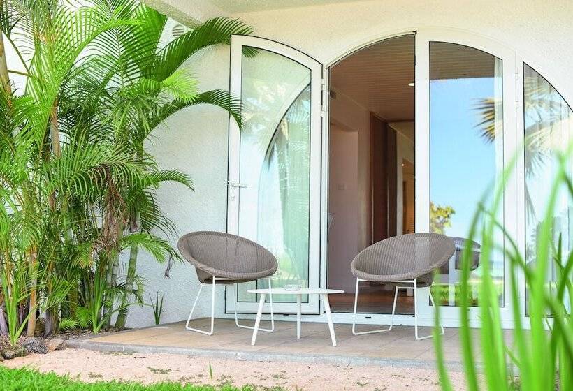 اتاق استاندارد با چشم‌انداز باغ, Canonnier Beachcomber Golf Resort & Spa