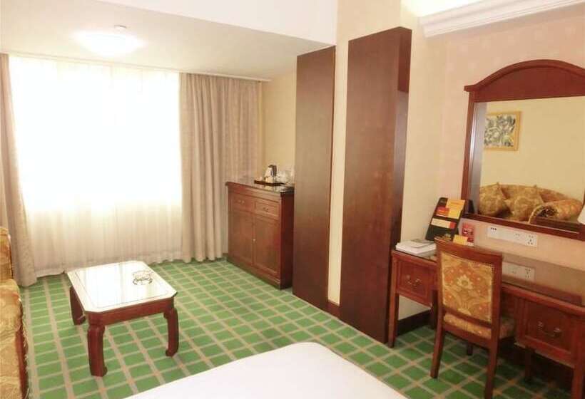 스탠다드 룸, Canton