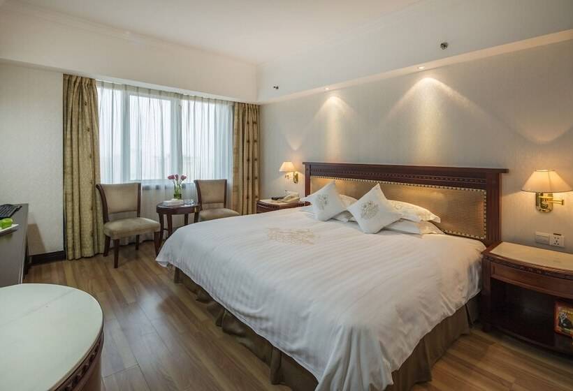 스탠다드 룸, Canton