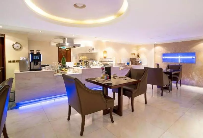 اتاق کلاسیک با چشم‌انداز شهر, Dar Al Tawhid Intercontinental Makkah, An Ihg