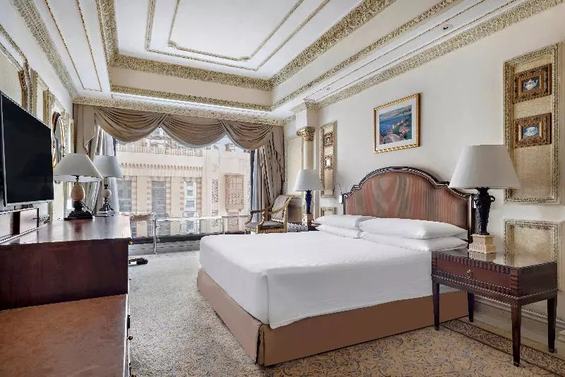 2 Bedroom Suite City View, Dar Al Tawhid Intercontinental Makkah, An Ihg