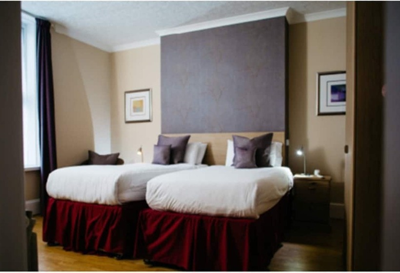 غرفة قياسية ثلاثية, De Normandie