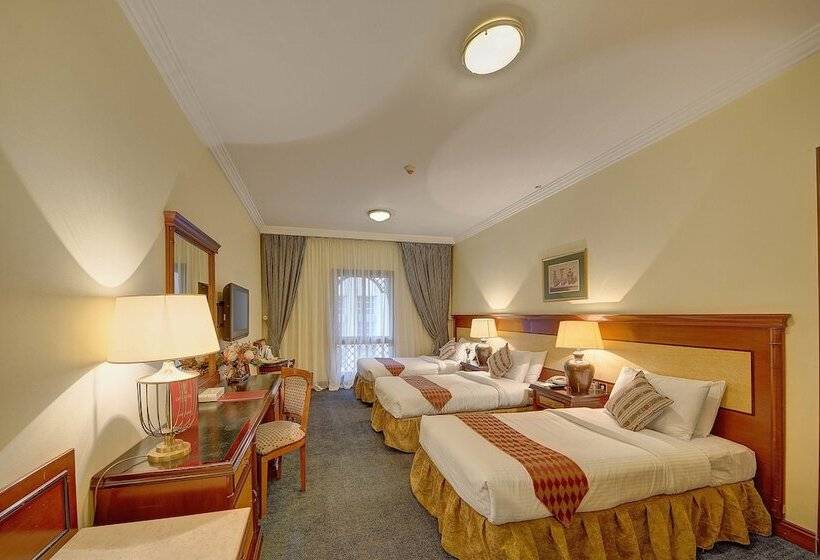 חדר סטנדרט לשלושה, Elaf Taiba