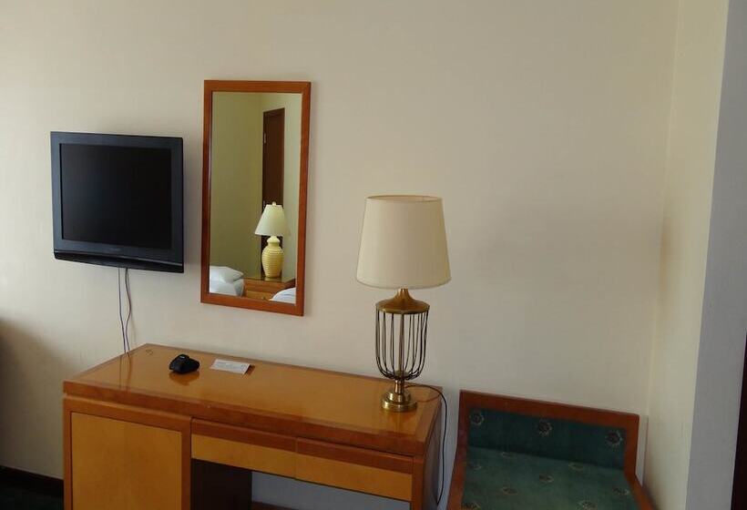 חדר סטנדרט לארבעה, Elaf Taiba