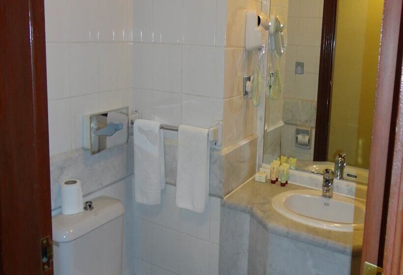 סוויטת ג'וניור, Elaf Taiba