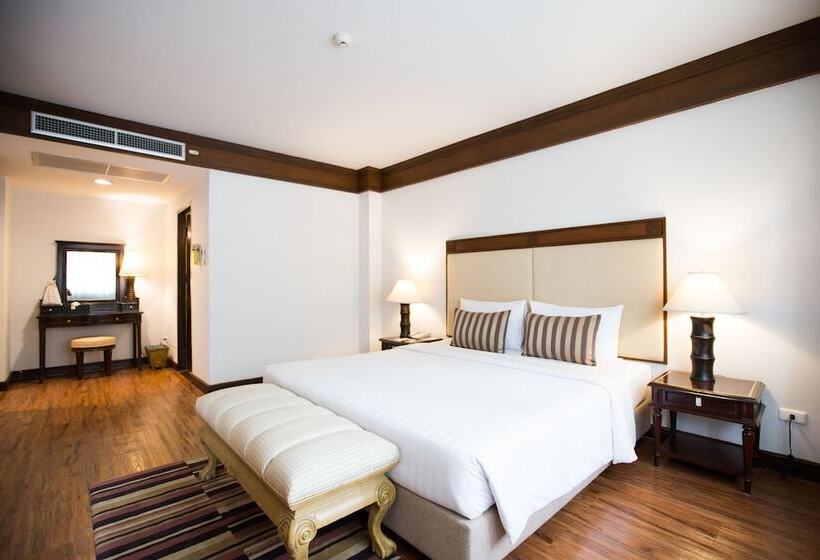 Люкс, Eurasia Chiang Mai