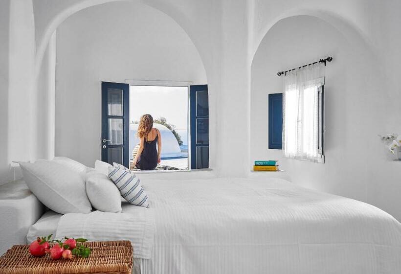 سوییت سوپریور با چشم‌انداز دریا, Finikia Memories