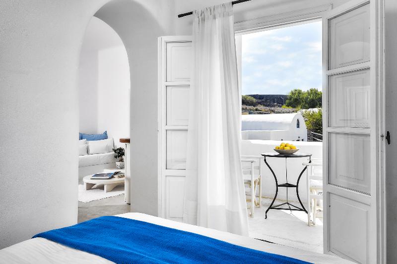 اتاق سوپریور با چشم‌انداز دریا, Finikia Memories