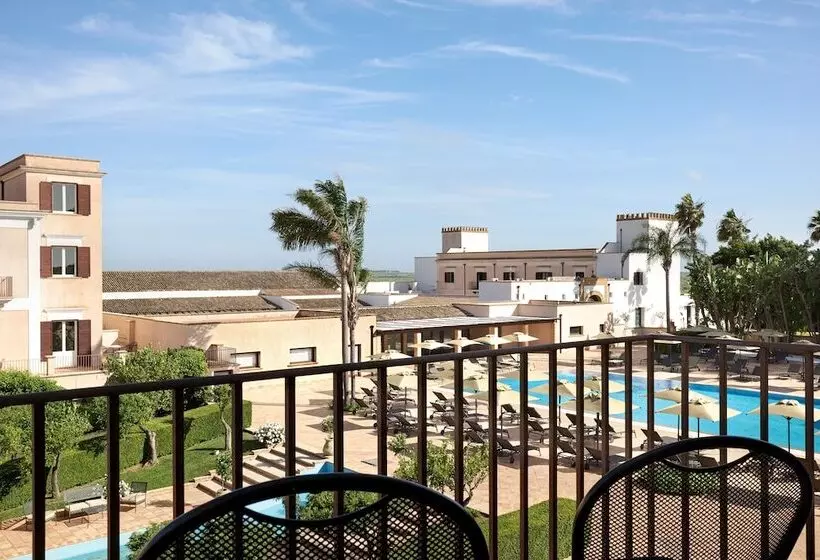 Juniorsviitti Allasnäkymä, Almar Giardino Di Costanza Resort & Spa