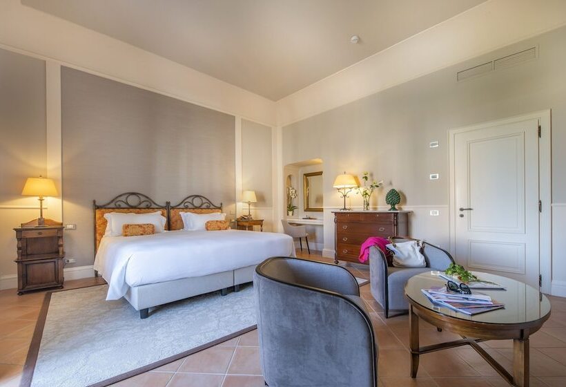 جناح جونيور مطلّ علي حمام السباحة, Almar Giardino Di Costanza Resort & Spa