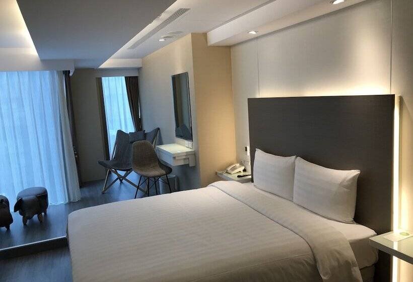 اتاق سوپریور, Golden Garden