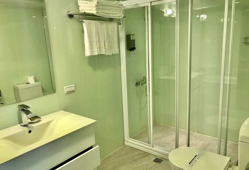 اتاق لوکس چهار تخته, Golden Garden