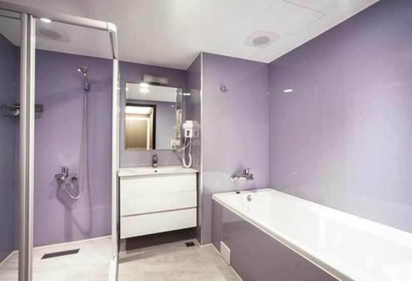 اتاق لوکس چهار تخته, Golden Garden