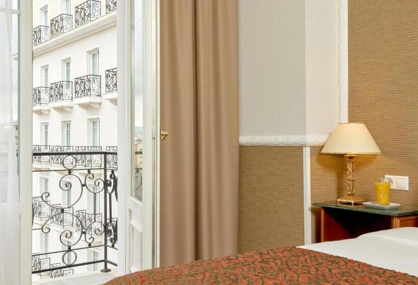 غرفة كلاسيكية, Grand Hotel Palace