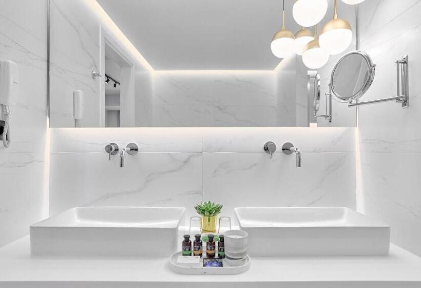 جناح, Grand Hotel Palace