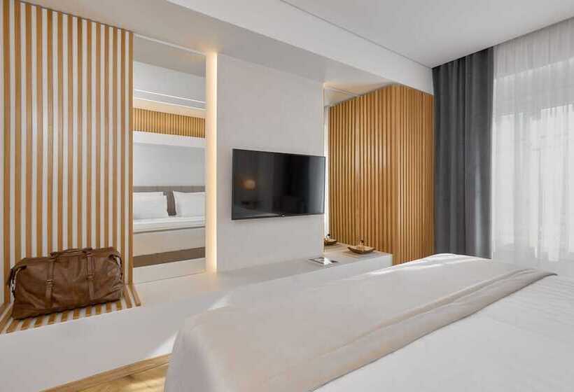 جناح, Grand Hotel Palace