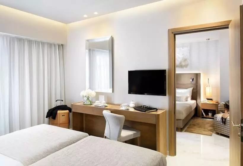 اتاق استاندارد تودرتو, Grand Hotel Palace