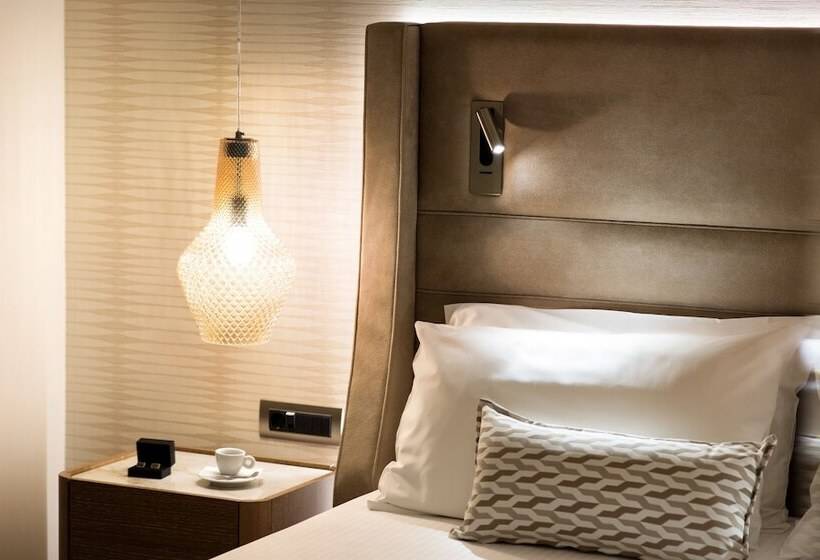 غرفة ديلوكس, Grand Hotel Palace